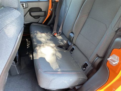 New 2025 Jeep Gladiator Rubicon w/ Convenience Group image 28