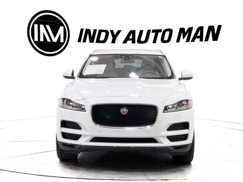 Used 2018 Jaguar F-PACE Premium image 9