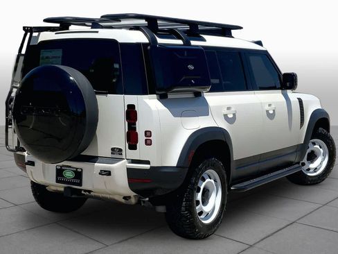 Used 2024 Land Rover Defender 110 S AWD/4WD image 11