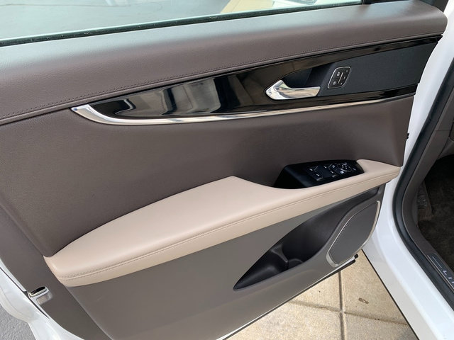 Certified 2023 Lincoln Nautilus Reserve AWD/4WD image 23