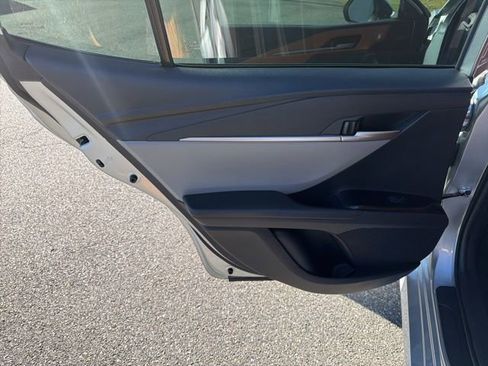 Used 2025 Toyota Camry LE image 14