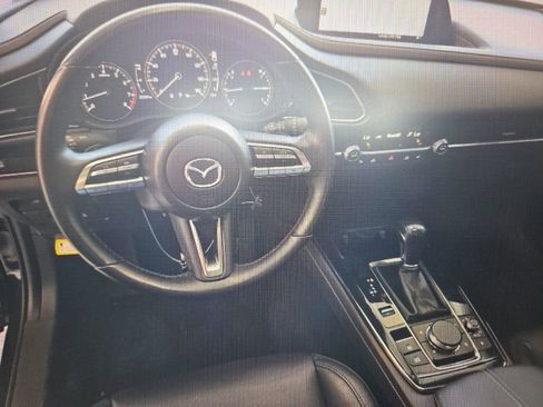 Used 2022 MAZDA CX-30 AWD 2.5 S w/ Premium Package image 7