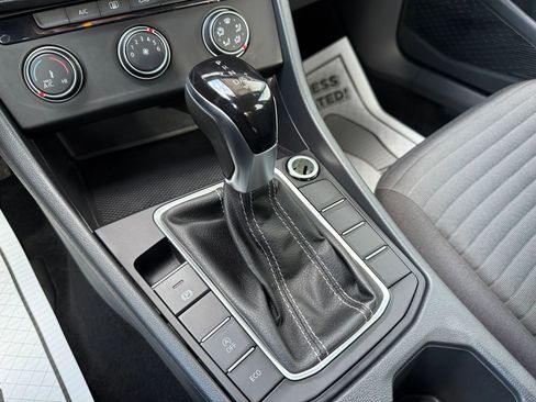 Used 2024 Volkswagen Jetta S image 24