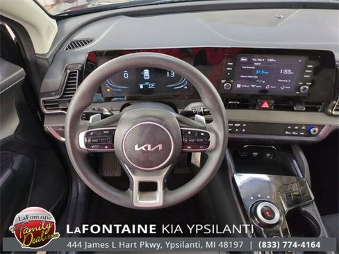 Certified 2024 Kia Sportage LX image 17