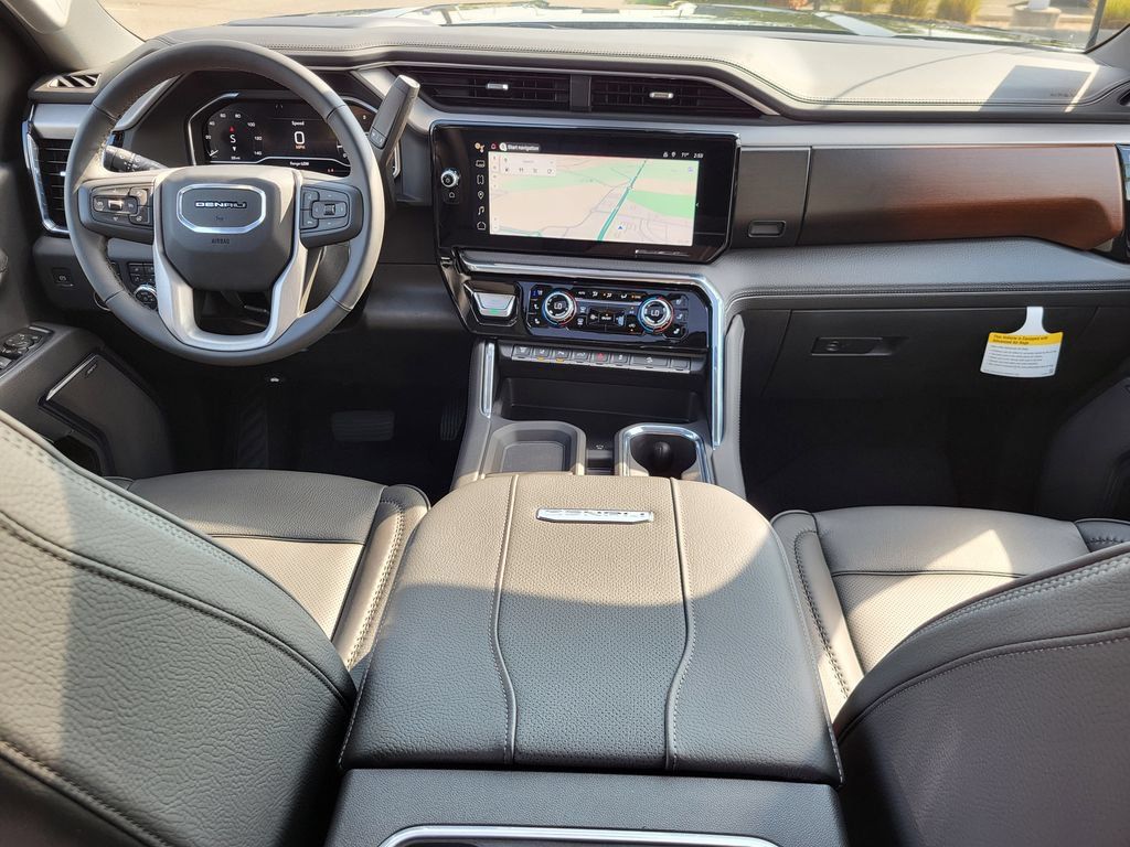 New 2025 GMC Sierra 2500 Denali w/ Denali Reserve Package AWD/4WD image 2