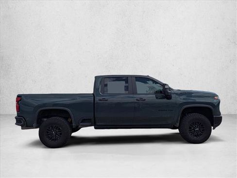 Used 2026 Chevrolet Silverado 2500 ZR2 w/ LPO, Dark Essentials Package AWD/4WD image 4