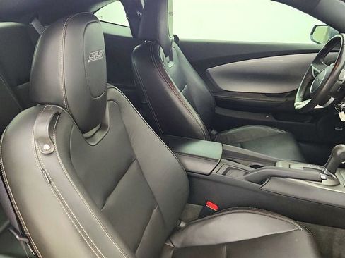 Used 2010 Chevrolet Camaro SS w/ RS Package RWD image 21