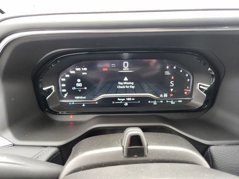 Used 2024 GMC Yukon Denali w/ Advanced Technology Package image 23