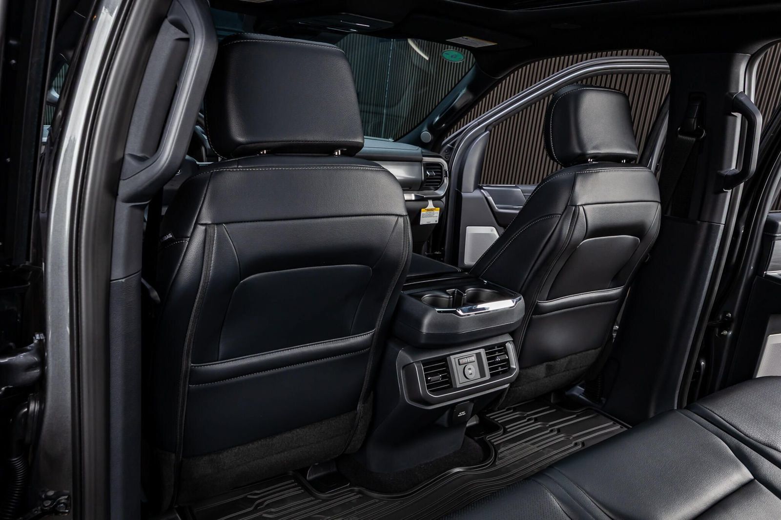 Used 2026 Ford F150 Lariat w/ Equipment Group 502A High AWD/4WD image 36