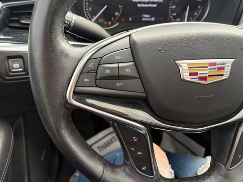 Certified 2024 Cadillac XT5 Premium Luxury w/ LPO, Floor Liner Package AWD/4WD image 25