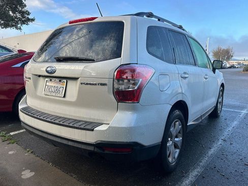 Used 2015 Subaru Forester 2.5i Premium image 3