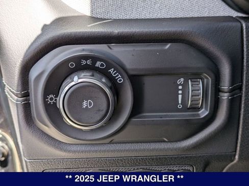 New 2025 Jeep Wrangler Unlimited Sahara w/ Safety Group AWD/4WD image 16