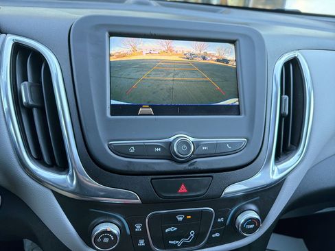 Certified 2020 Chevrolet Equinox LS w/ LS Convenience Package image 20