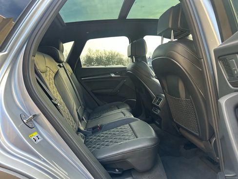 Used 2018 Audi SQ5 Prestige w/ Prestige Package image 34