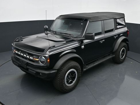 Used 2023 Ford Bronco Big Bend w/ Sasquatch Package AWD/4WD image 19