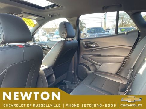 New 2026 Chevrolet Trax RS w/ Sunroof Package FWD image 42