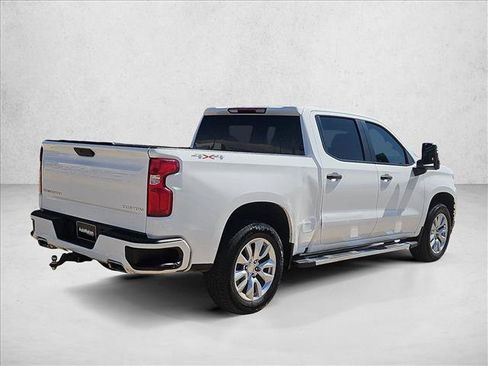 Used 2020 Chevrolet Silverado 1500 Custom w/ Custom Max Trailering Package AWD/4WD image 5