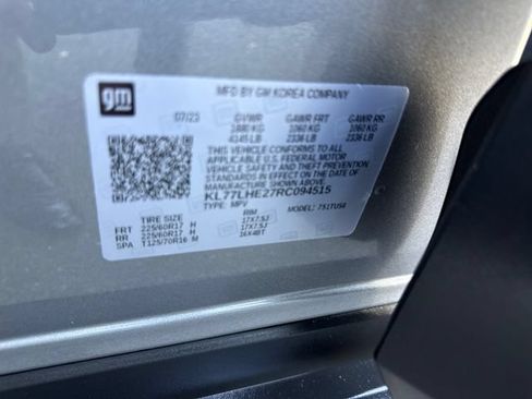 Certified 2024 Chevrolet Trax LT w/ Driver Confidence Package FWD image 28