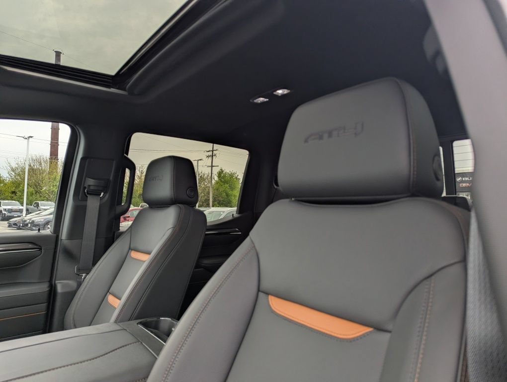 New 2026 GMC Sierra 1500 AT4 w/ AT4 Premium Package AWD/4WD image 6