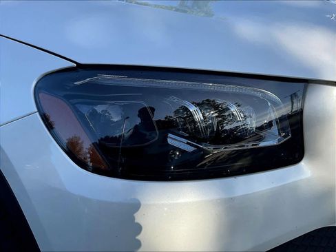 Used 2020 Mercedes-Benz GLS 450 4MATIC image 28