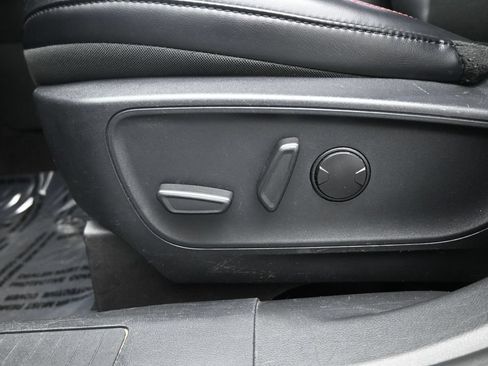 Used 2025 Ford Escape ST-Line FWD image 10