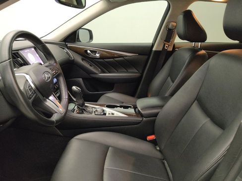 Used 2018 INFINITI Q50 Luxe RWD image 17