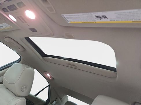 Used 2016 Cadillac ATS Luxury w/ Safety and Security Package image 28