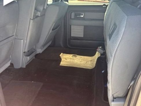 Used 2014 Ford F150 XLT w/ Equipment Group 302A Luxury AWD/4WD image 8