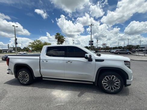 Used 2025 GMC Sierra 1500 Denali Ultimate AWD/4WD image 5