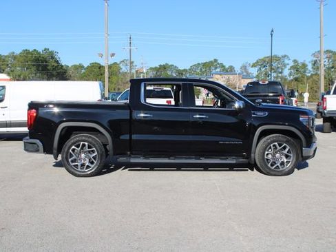 Used 2022 GMC Sierra 1500 SLT w/ SLT Premium Plus Package image 14