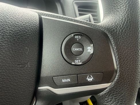 Used 2019 Honda Pilot LX image 22