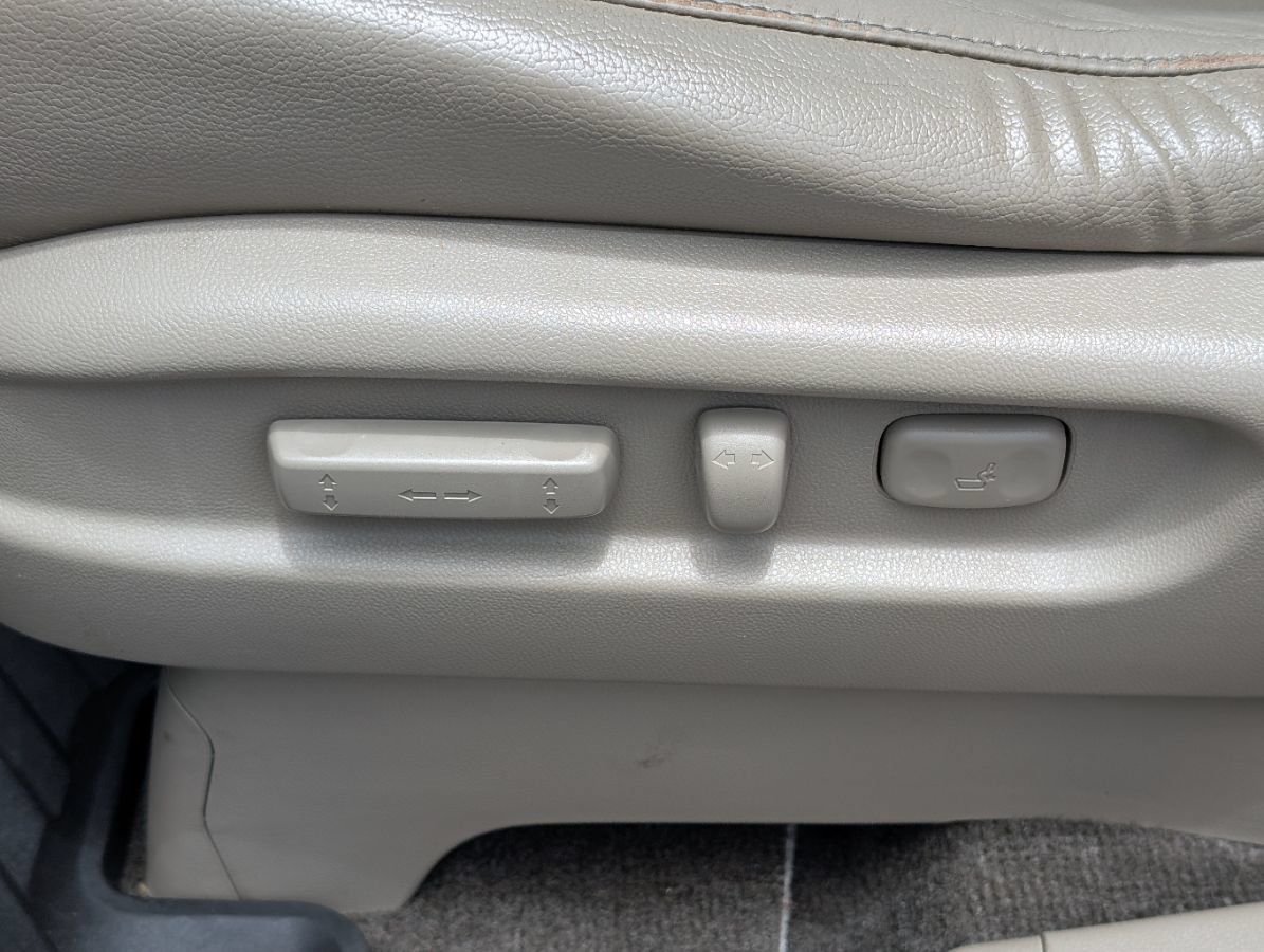 Used 2014 Honda Odyssey EX-L image 23