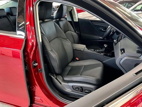 Used 2023 Lexus ES 250 w/ Premium Package image 29