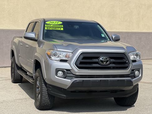 Used 2021 Toyota Tacoma SR5 image 3