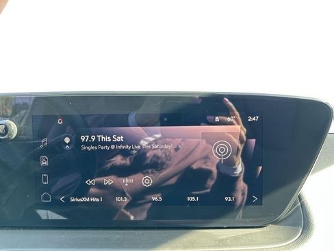 Used 2024 Buick Encore GX Sport Touring AWD/4WD image 11
