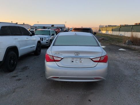 Used 2013 Hyundai Sonata GLS image 7