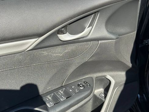 Used 2017 Honda Civic EX image 11