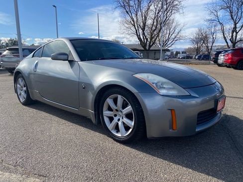 Used 2004 Nissan 350Z Touring w/ Aerodynamics Pkg image 7