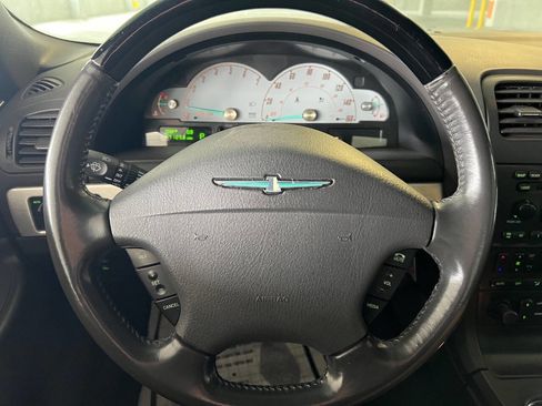 Used 2002 Ford Thunderbird RWD image 14
