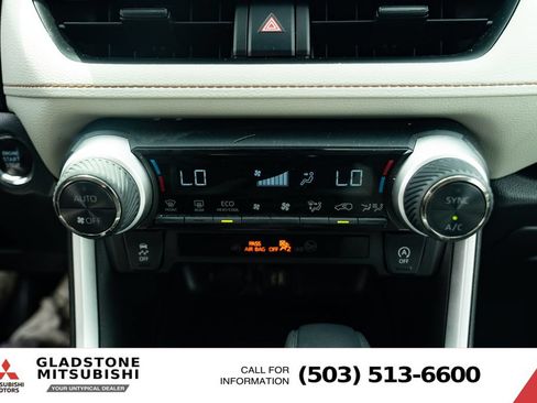 Used 2023 Toyota RAV4 XLE AWD/4WD image 17