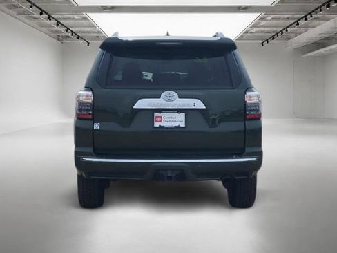 Used 2022 Toyota 4Runner Limited AWD/4WD image 5