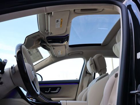 New 2026 Mercedes-Benz S 580 4MATIC Sedan image 39