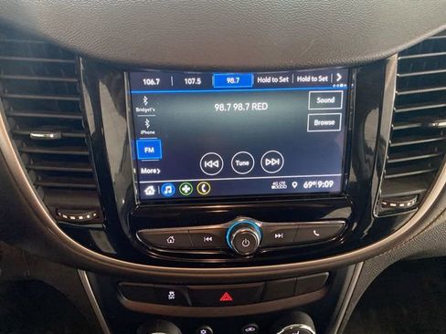 Used 2019 Chevrolet Trax LS w/ Tint and Cruise Package FWD image 40