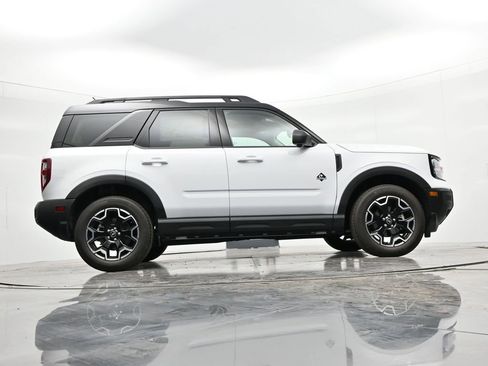 New 2025 Ford Bronco Sport Outer Banks w/ Outer Banks Tech Package+ image 24
