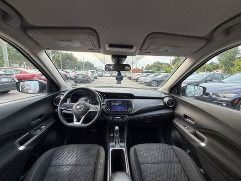 Used 2021 Nissan Kicks SV FWD image 13