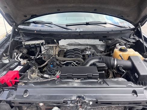 Used 2013 Ford F150 FX4 w/ Mid Equipment Group AWD/4WD image 29