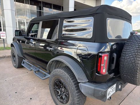 Used 2023 Ford Bronco Wildtrak AWD/4WD image 2