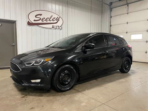 Used 2015 Ford Focus SE w/ Equipment Group 201A image 1
