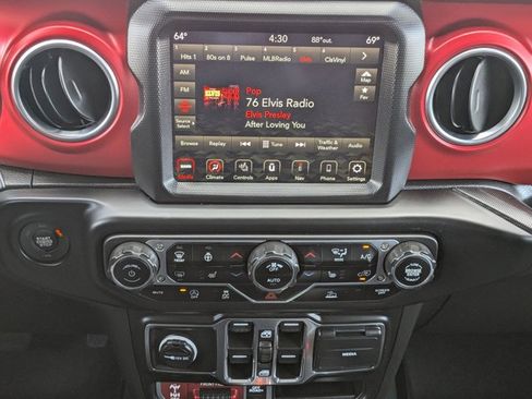 Used 2023 Jeep Wrangler Unlimited Rubicon w/ Cold Weather Group image 11