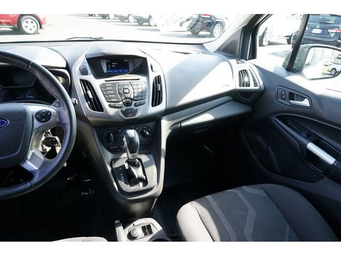 Used 2016 Ford Transit Connect XLT image 21